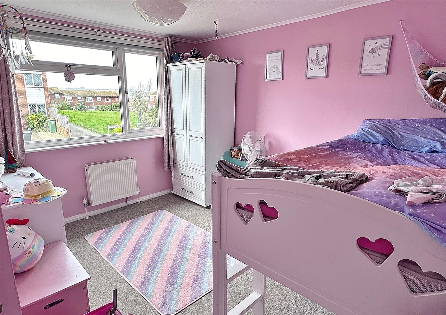3 Bedroom House - End Terrace. Faversham Road in Eastbourne, East Sussex 11